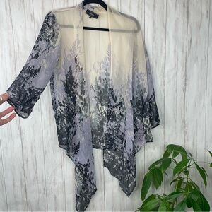 Status by Chenault bohemian flowy kimono